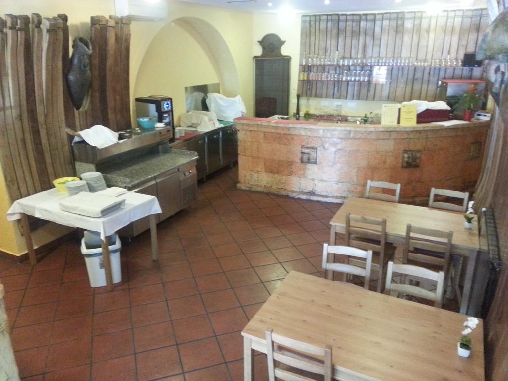 Europa Hostel Portoroz Bagian luar foto
