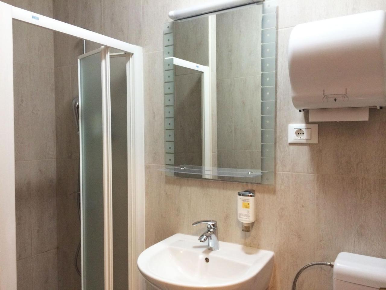 Europa Hostel Portoroz Bagian luar foto