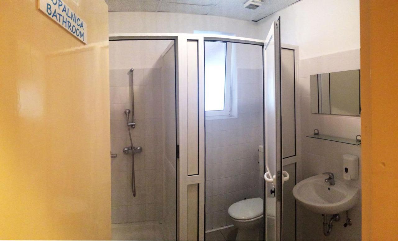 Europa Hostel Portoroz Bagian luar foto